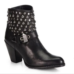 Gorgeous, Rock n Roll Stuart Weitzman studded booties 🔥💕